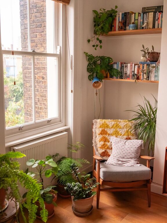 Tips for Creating a Cozy Reading Nook in Your Home