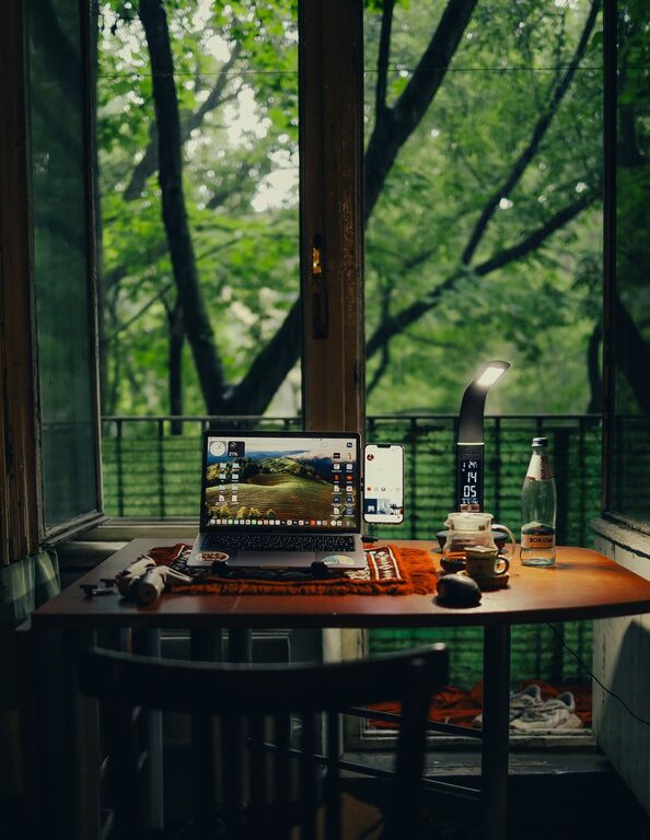 Tips for Creating a Cozy and Productive Home Office Space